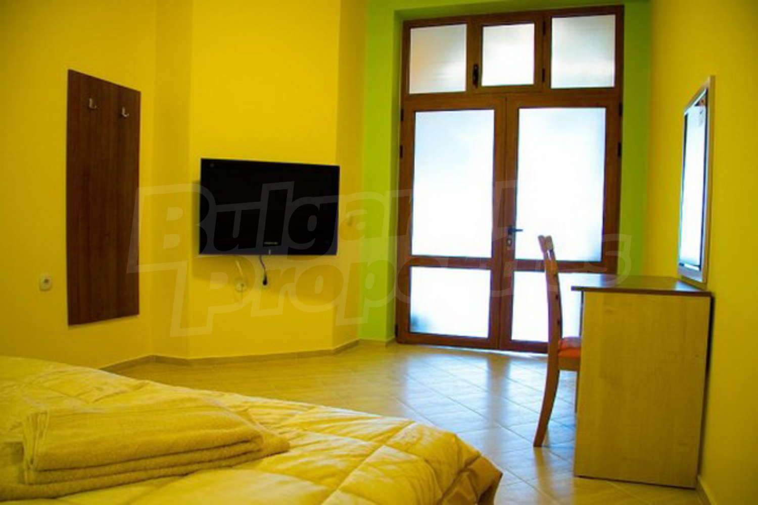 Gallery Picture 5