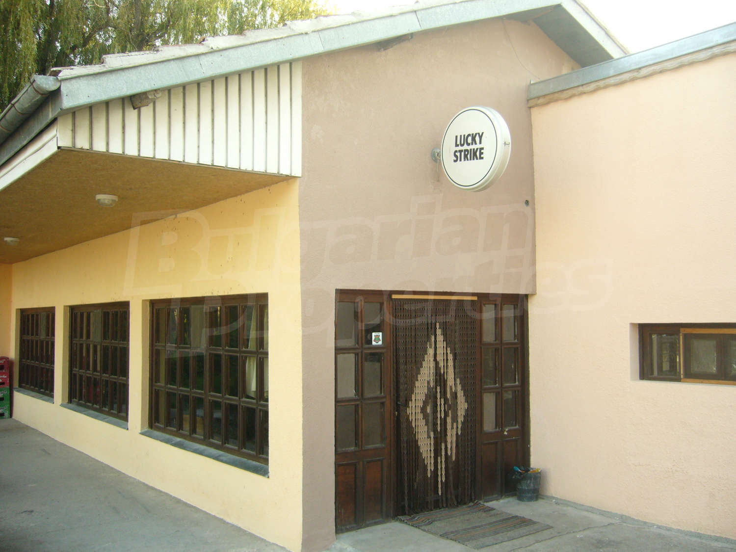 Restaurant, Bar for sale near Veliko Tarnovo, Bulgaria. Functioning bar ...