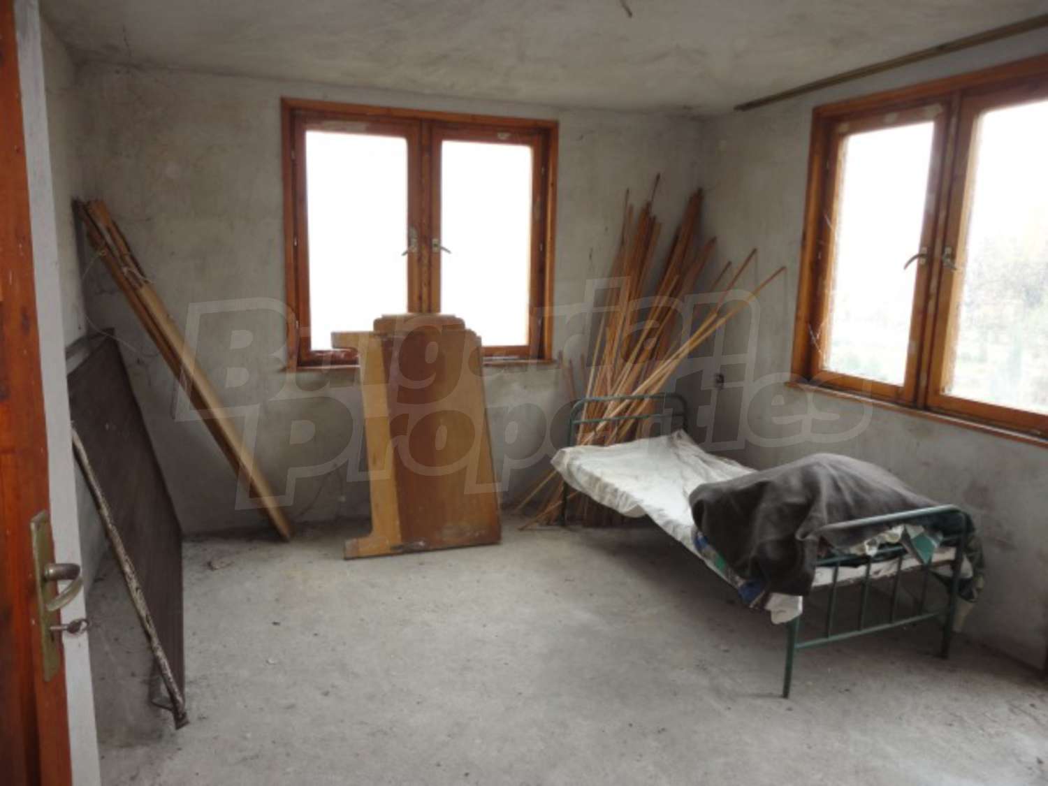 Gallery Picture 24