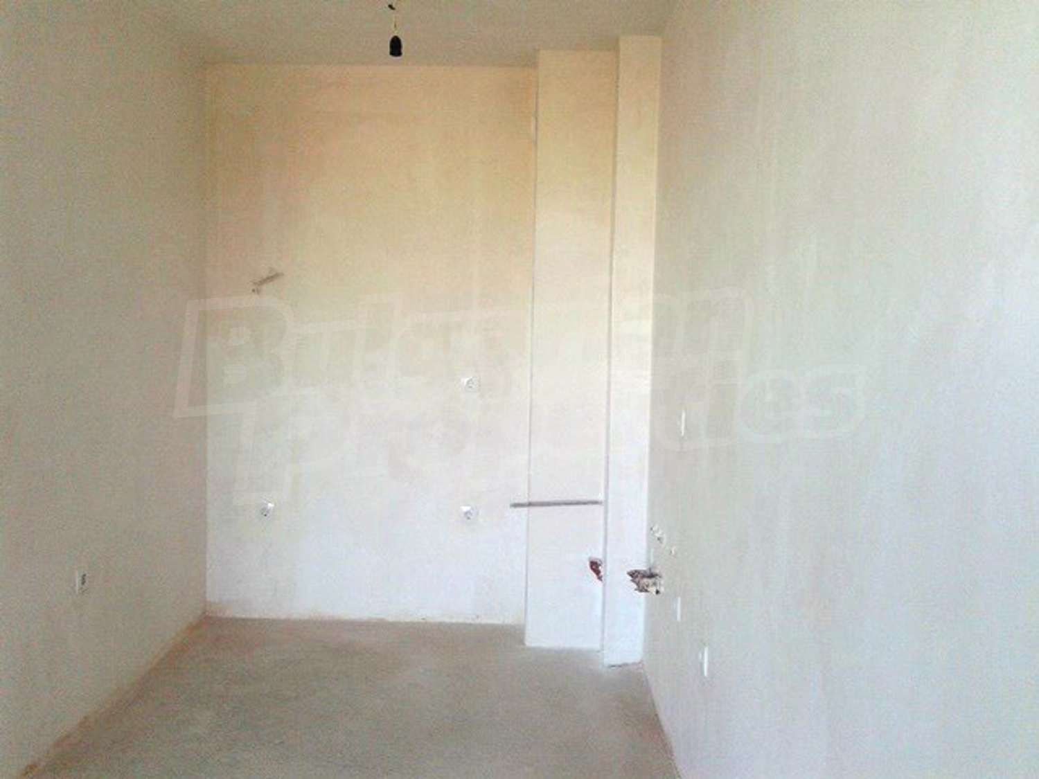 Gallery Picture 24