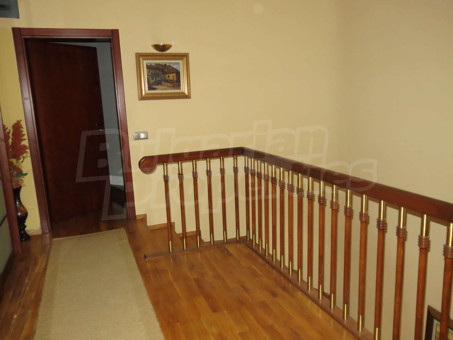 Gallery Picture 14