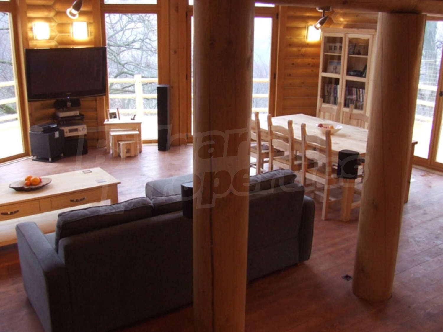 Gallery Picture 15