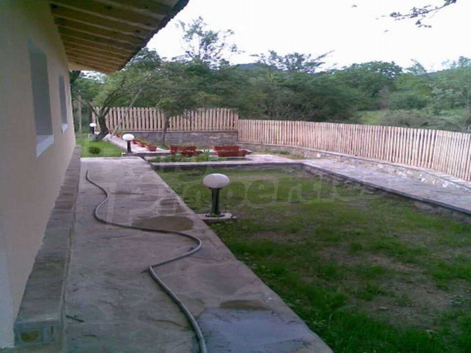 Gallery Picture 10