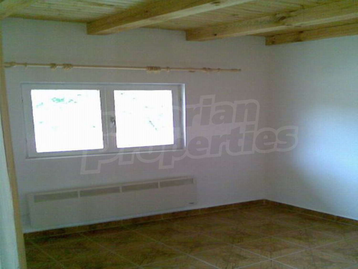 Gallery Picture 2