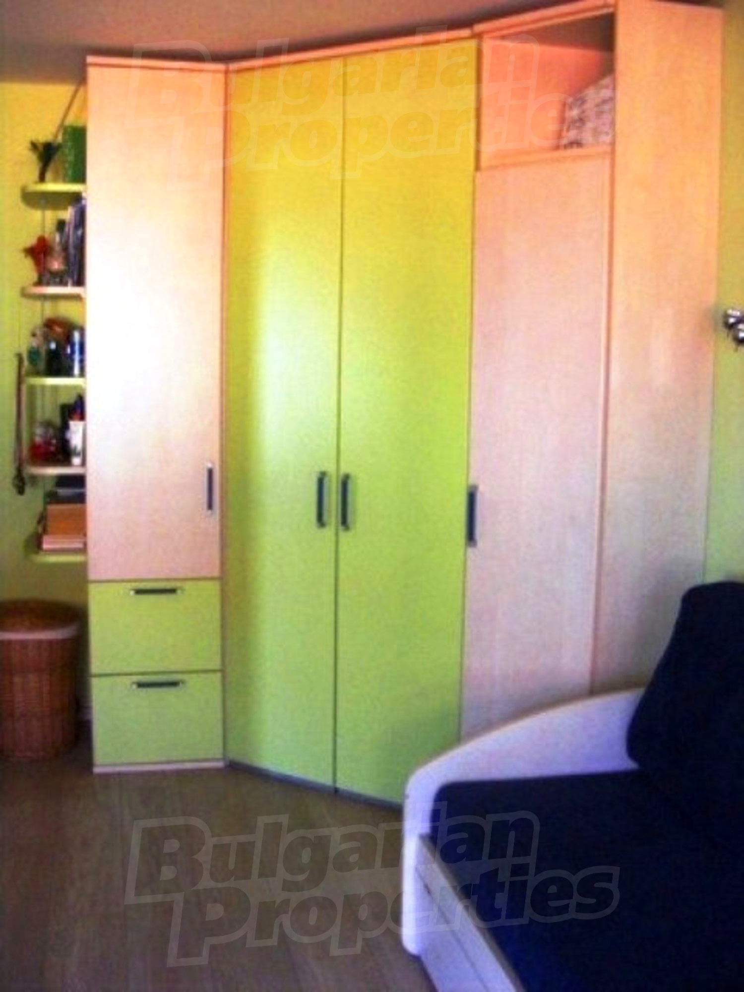 Gallery Picture 25