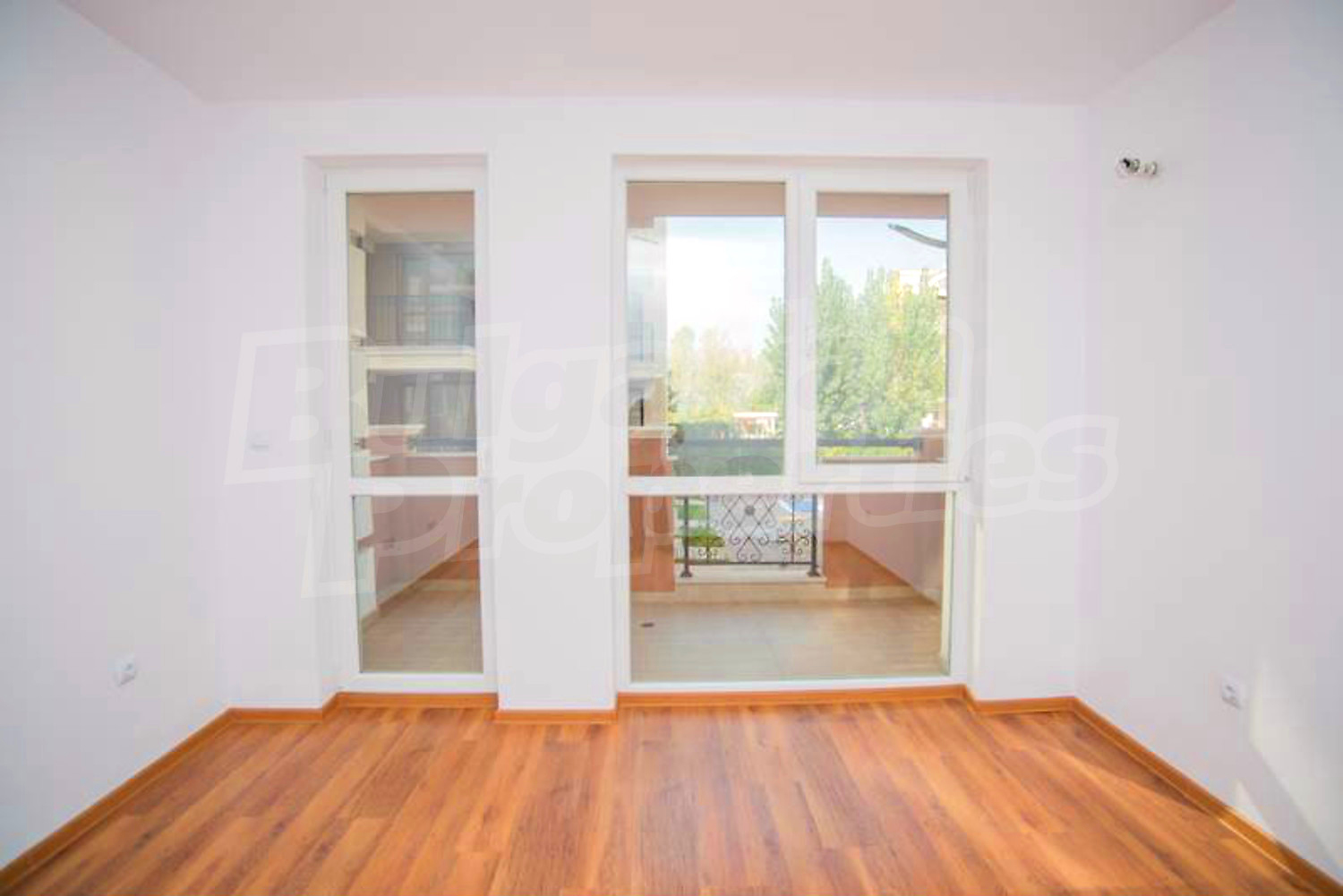 Gallery Picture 25