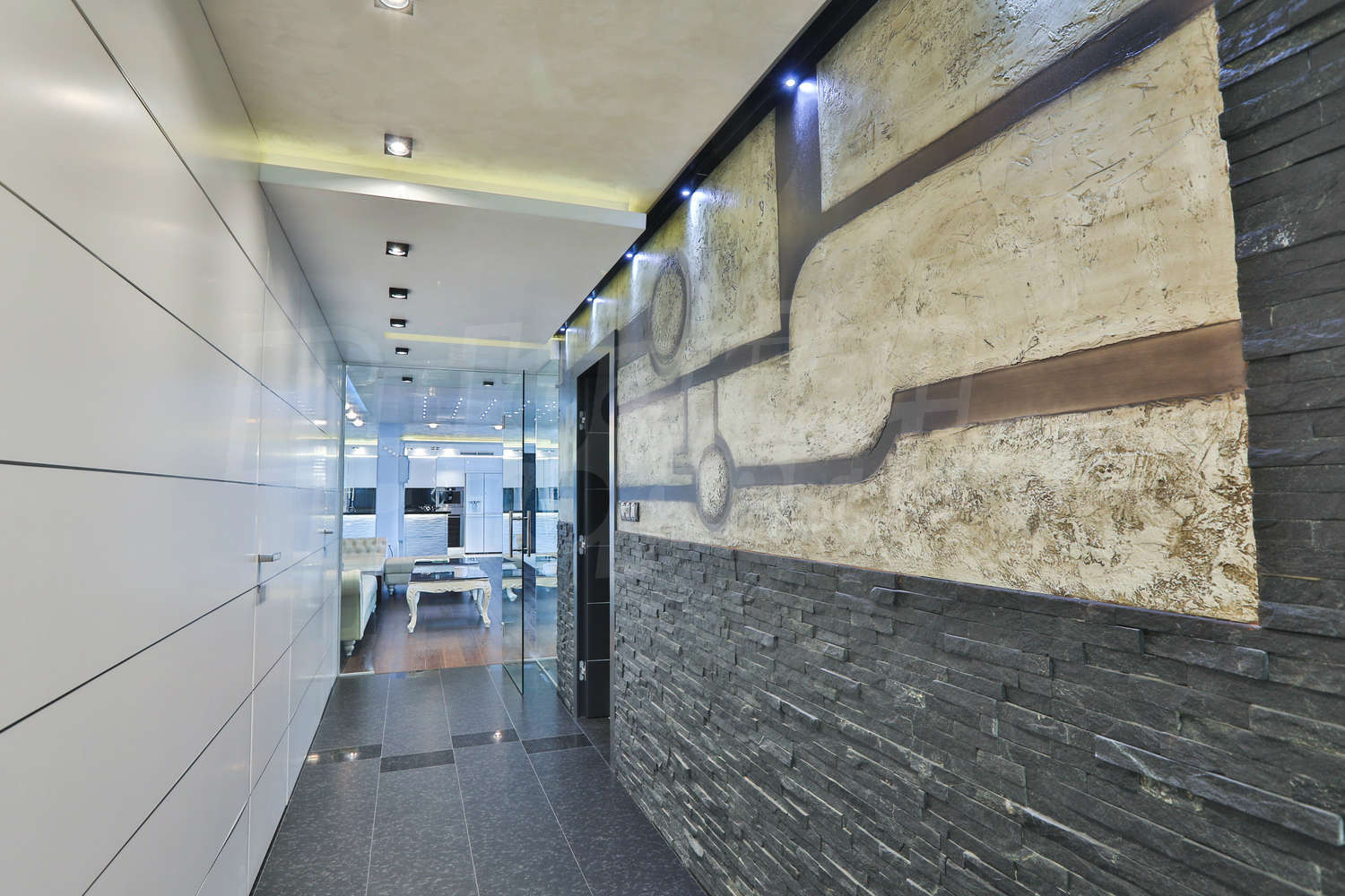 Gallery Picture 21