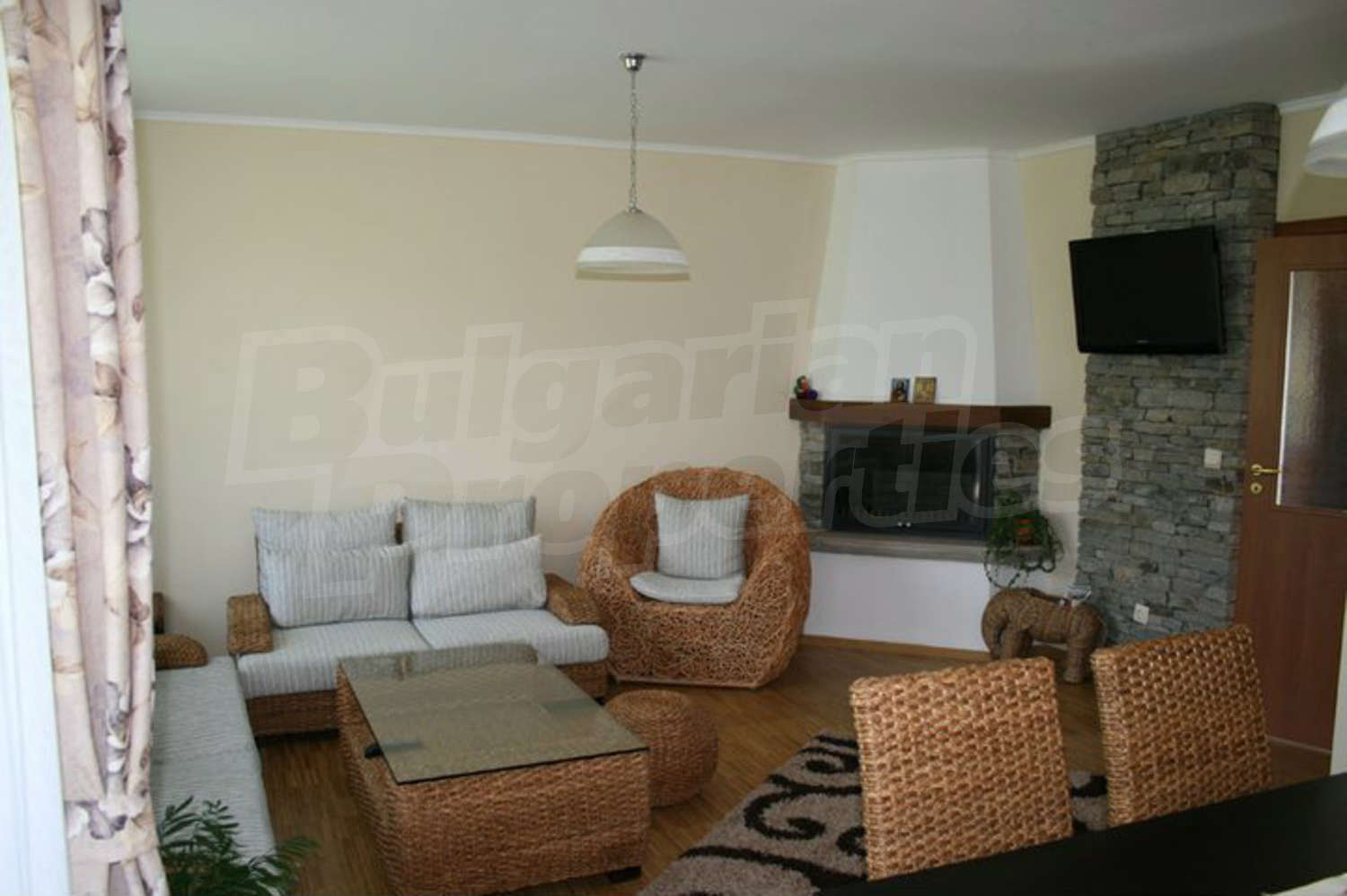 Gallery Picture 11