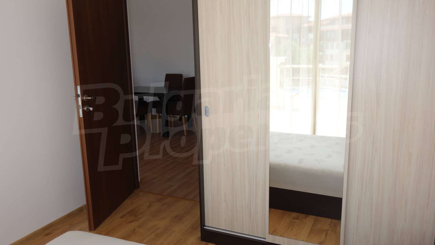 Gallery Picture 11