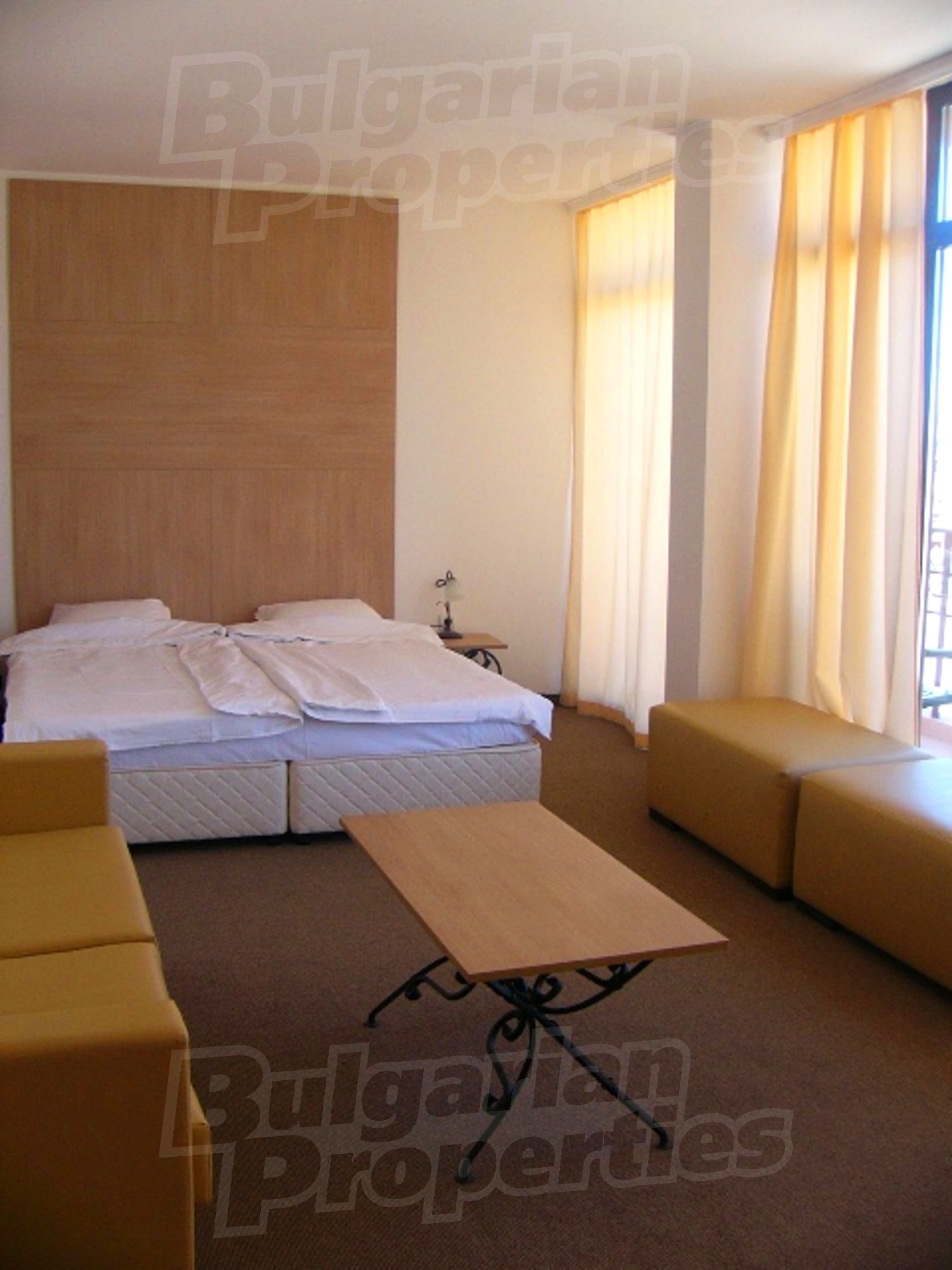 Gallery Picture 10