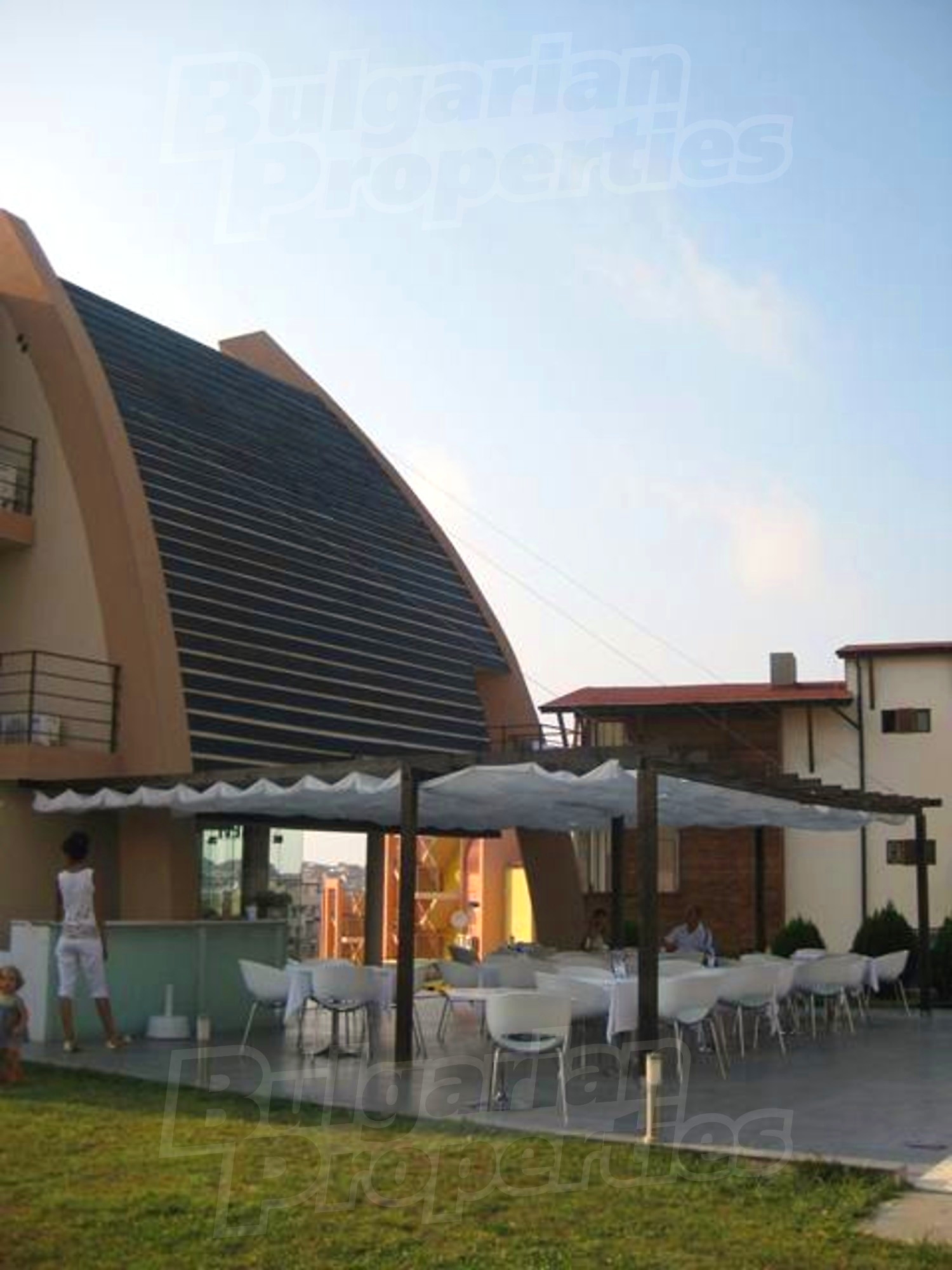 Gallery Picture 6