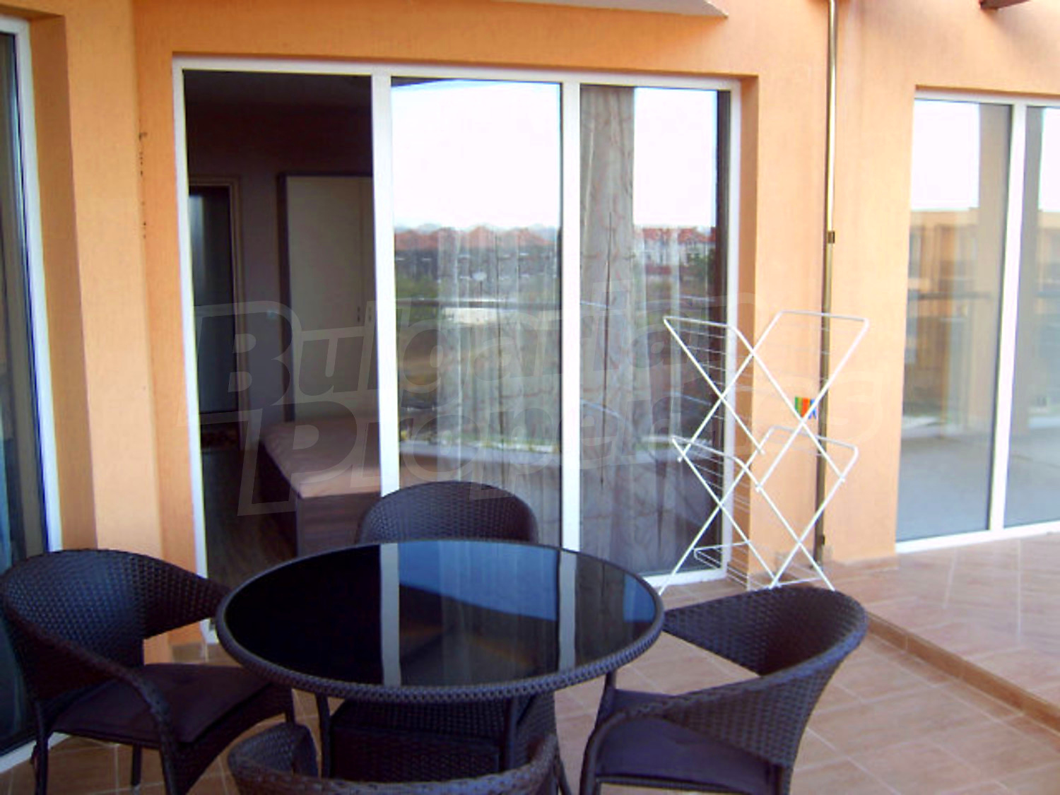 Gallery Picture 33