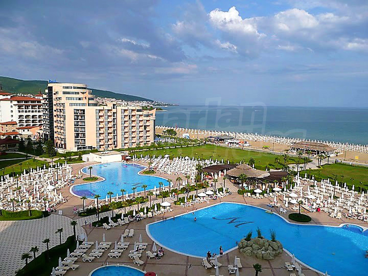 1bedroom apartment for sale in Majestic hotel and residence in Sunny