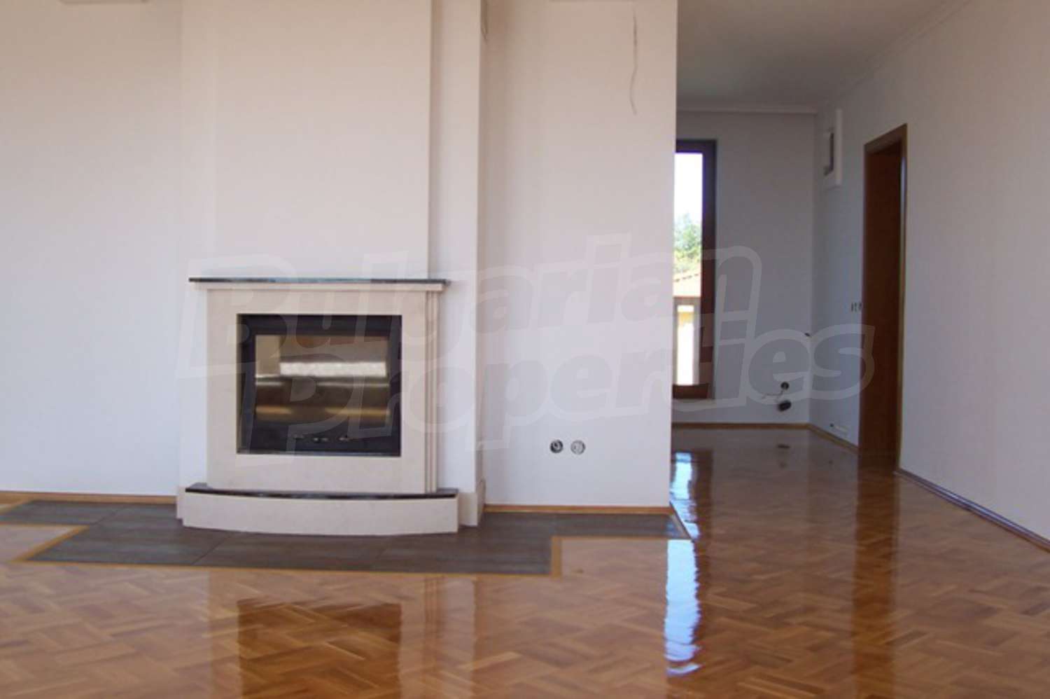Gallery Picture 14