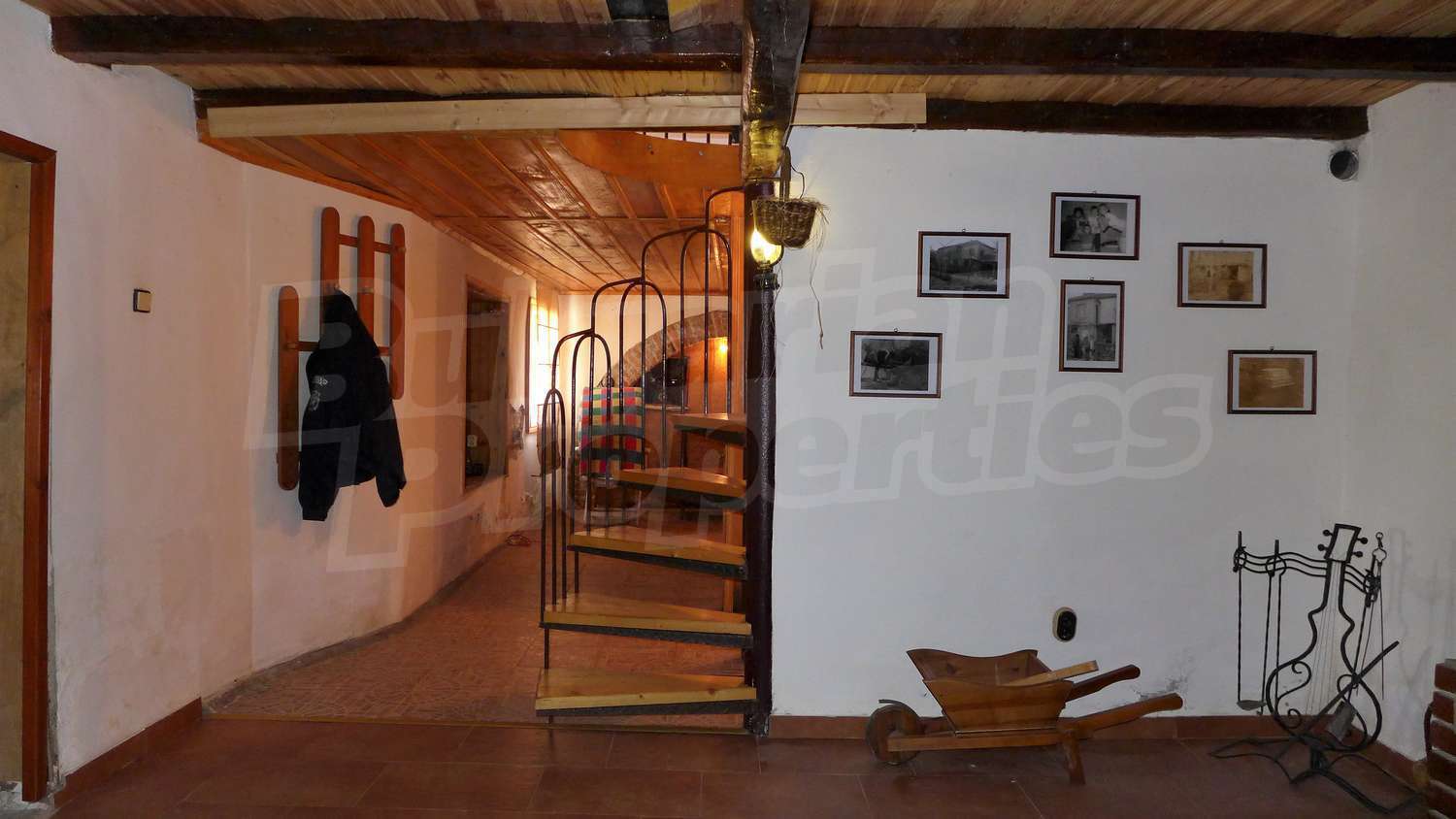 Gallery Picture 10