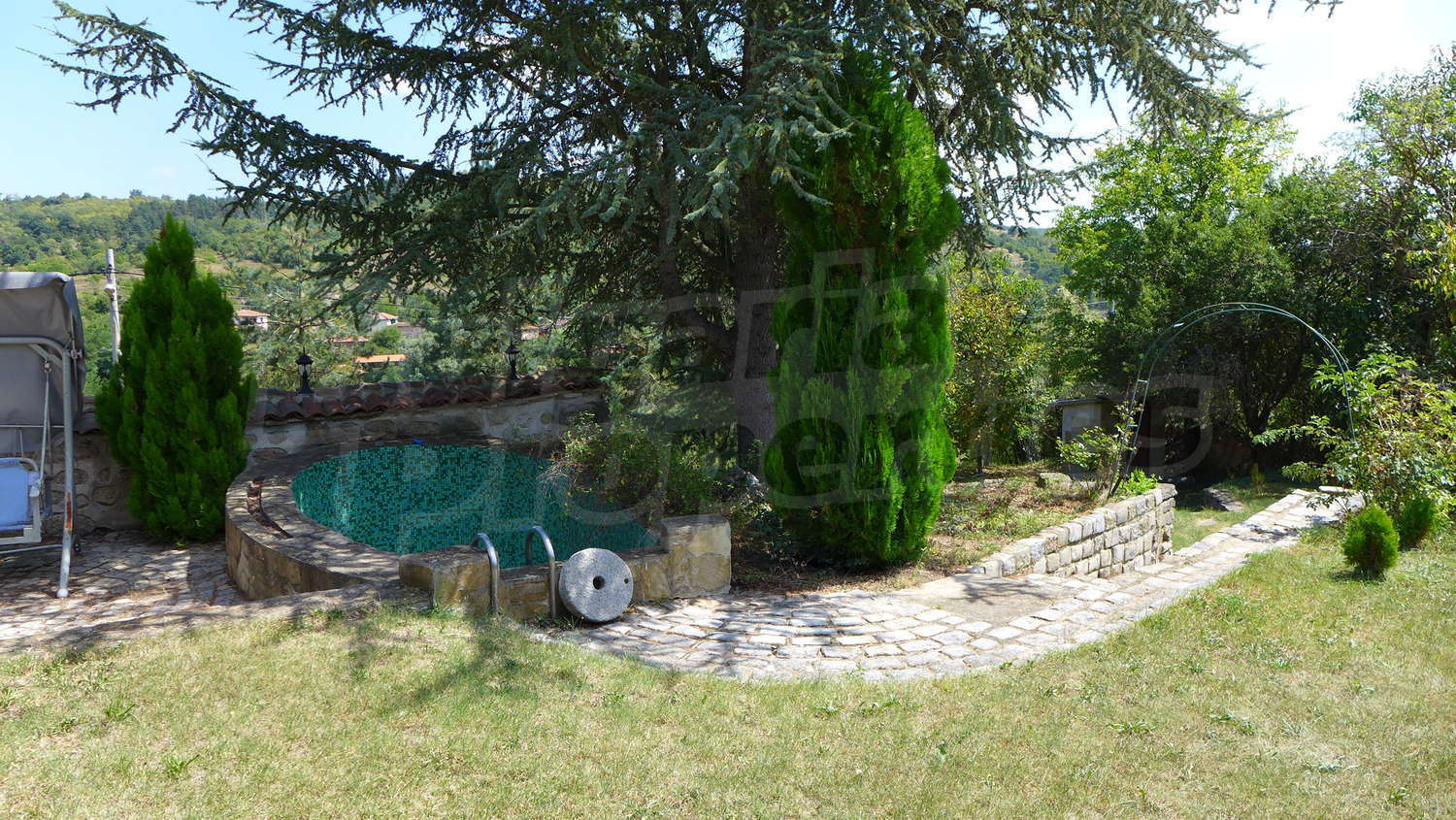 Gallery Picture 36