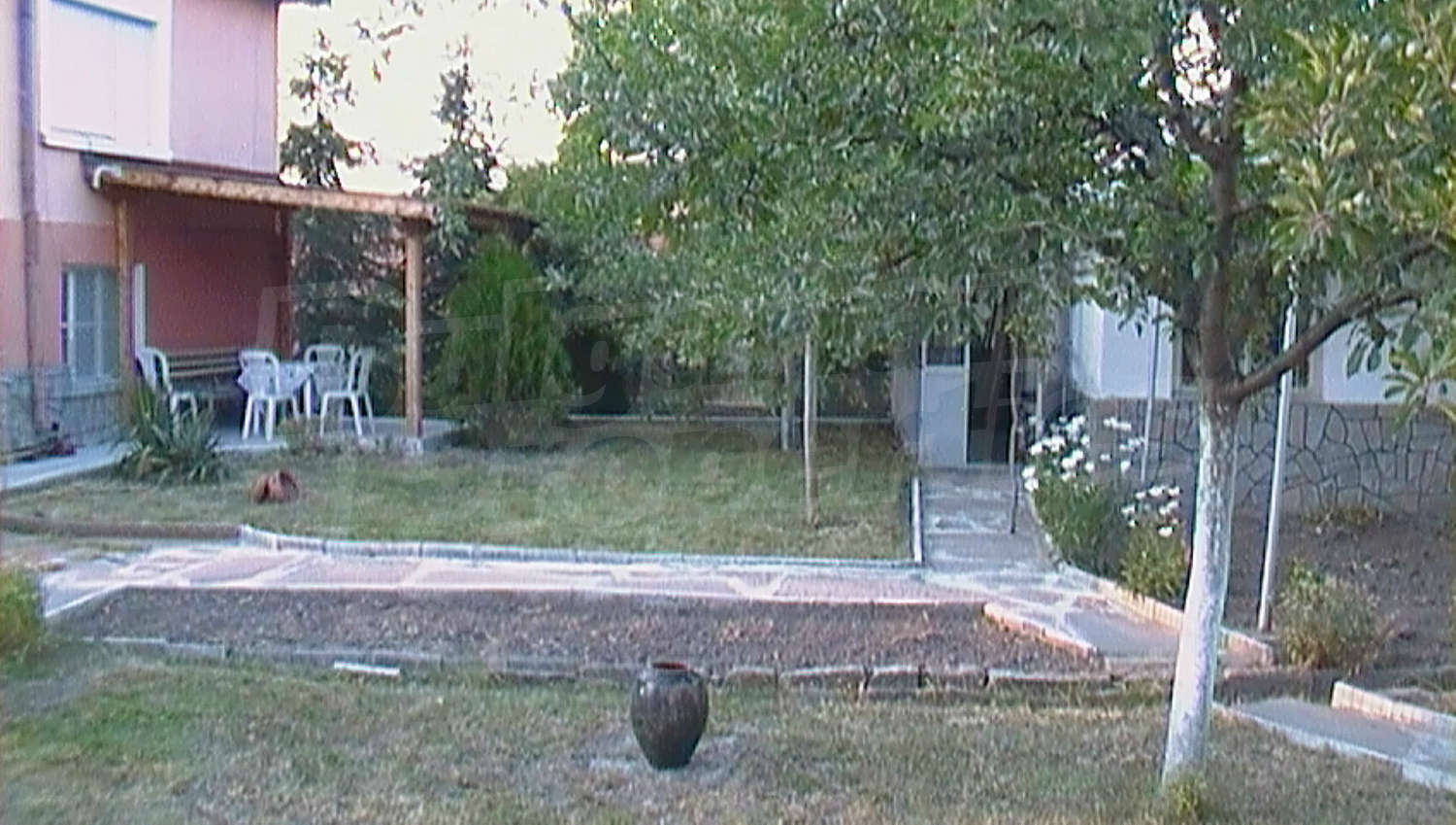Gallery Picture 19