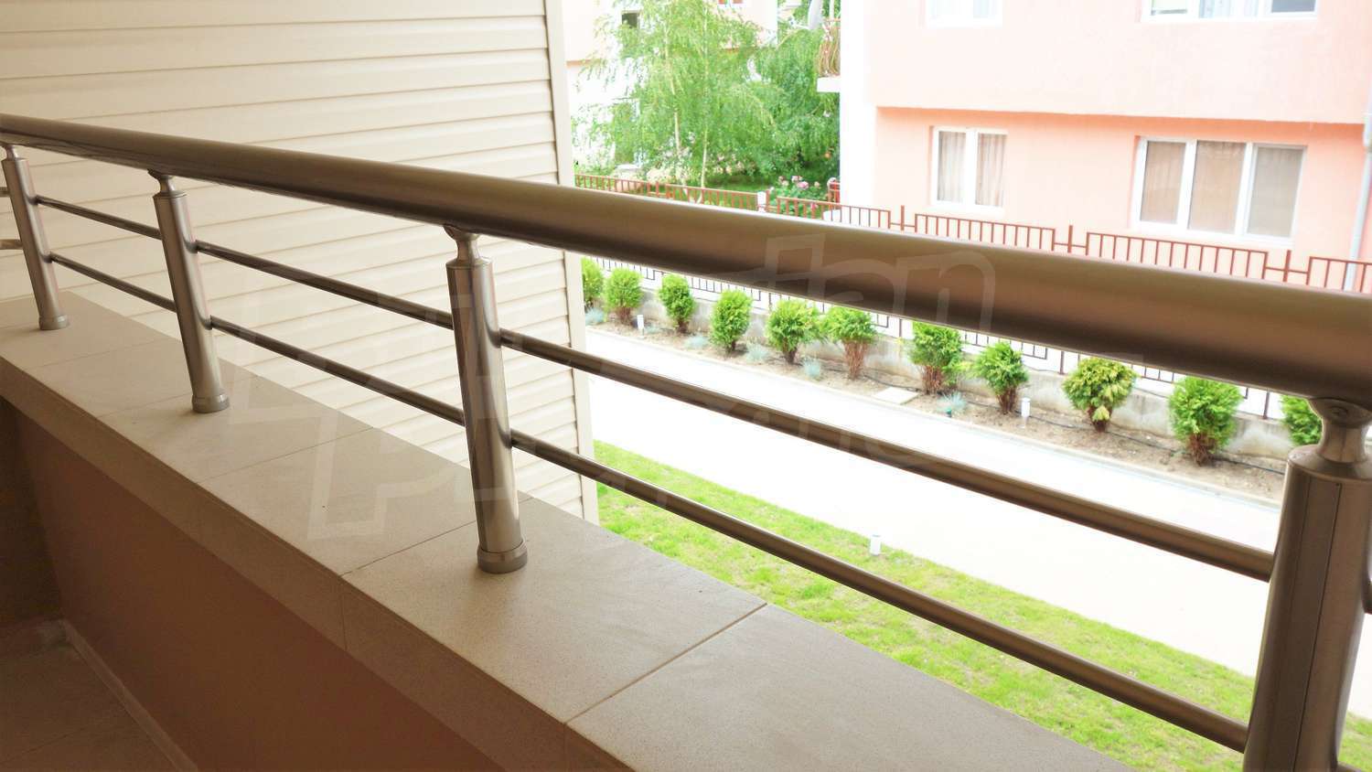 Gallery Picture 11