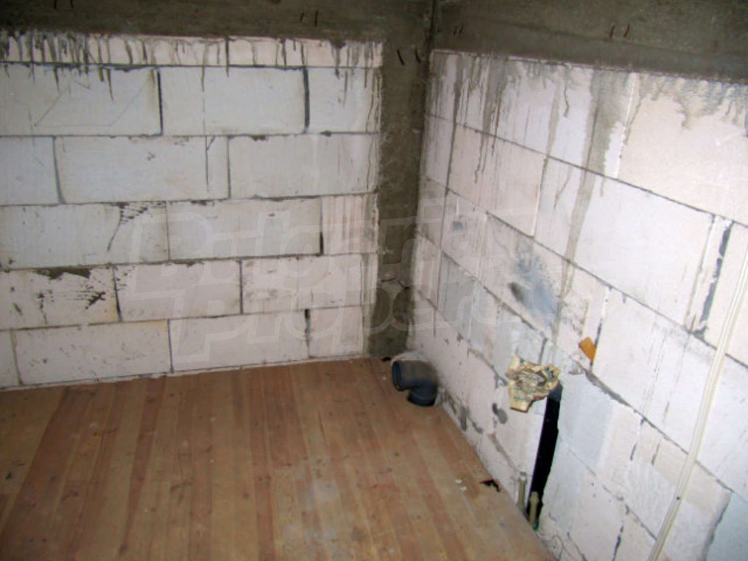 Gallery Picture 15