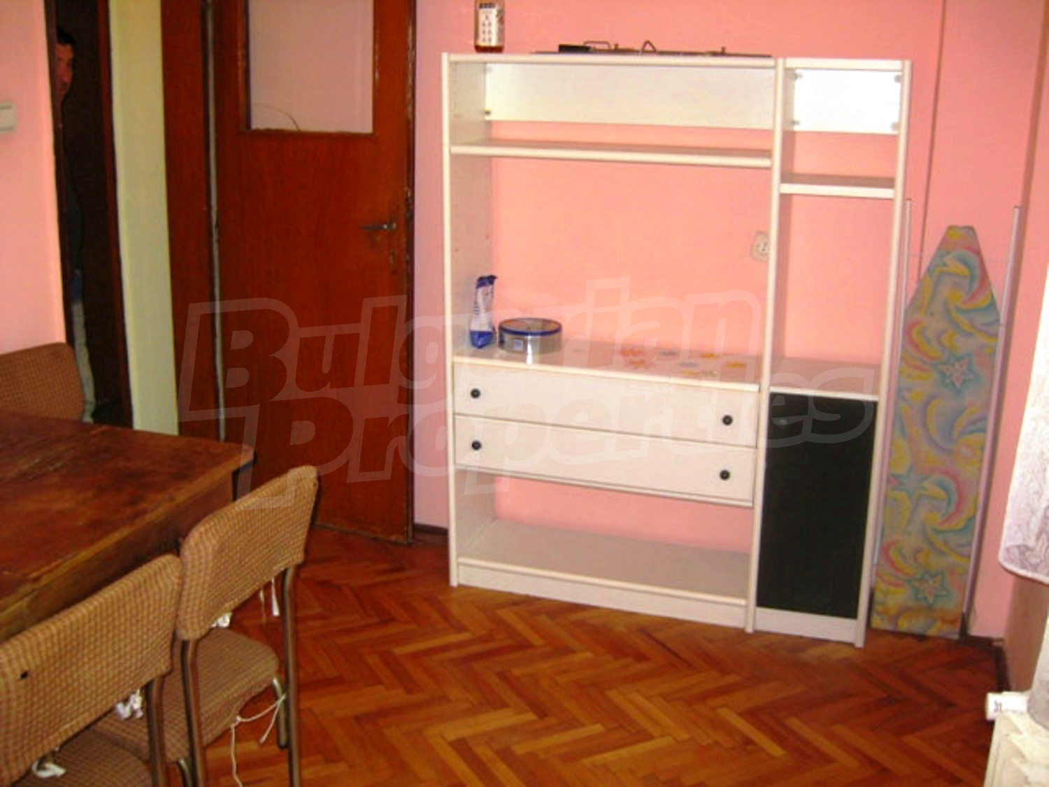 Gallery Picture 9