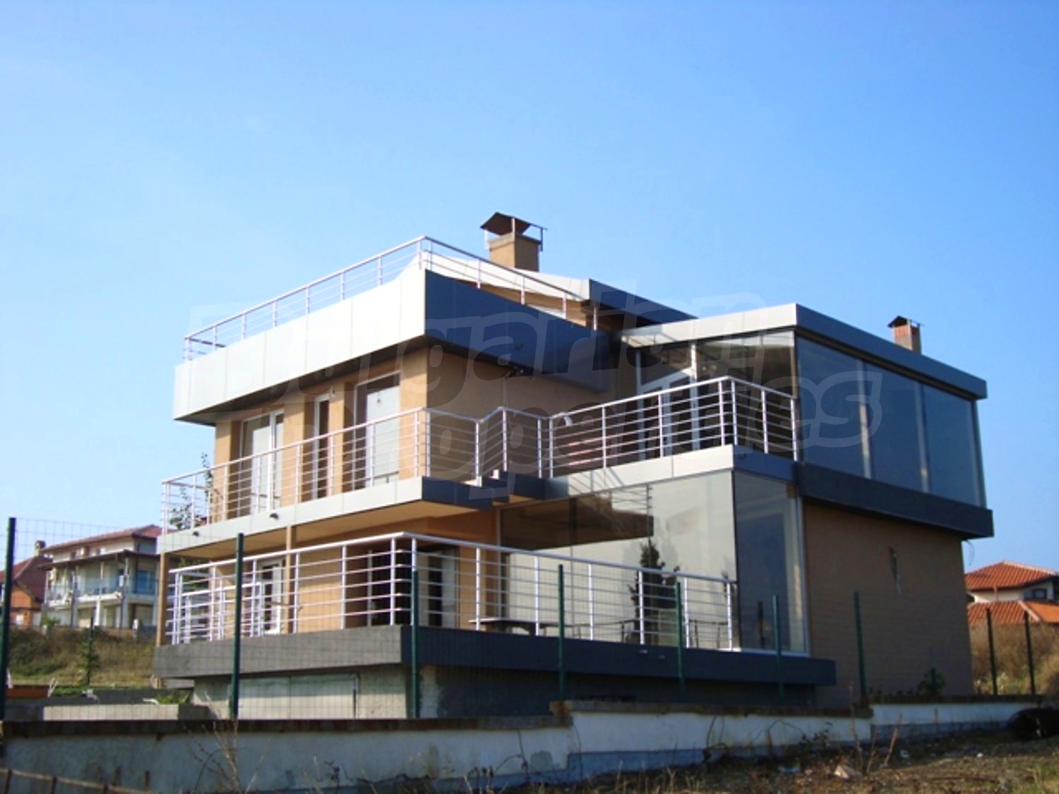 Gallery Picture 2