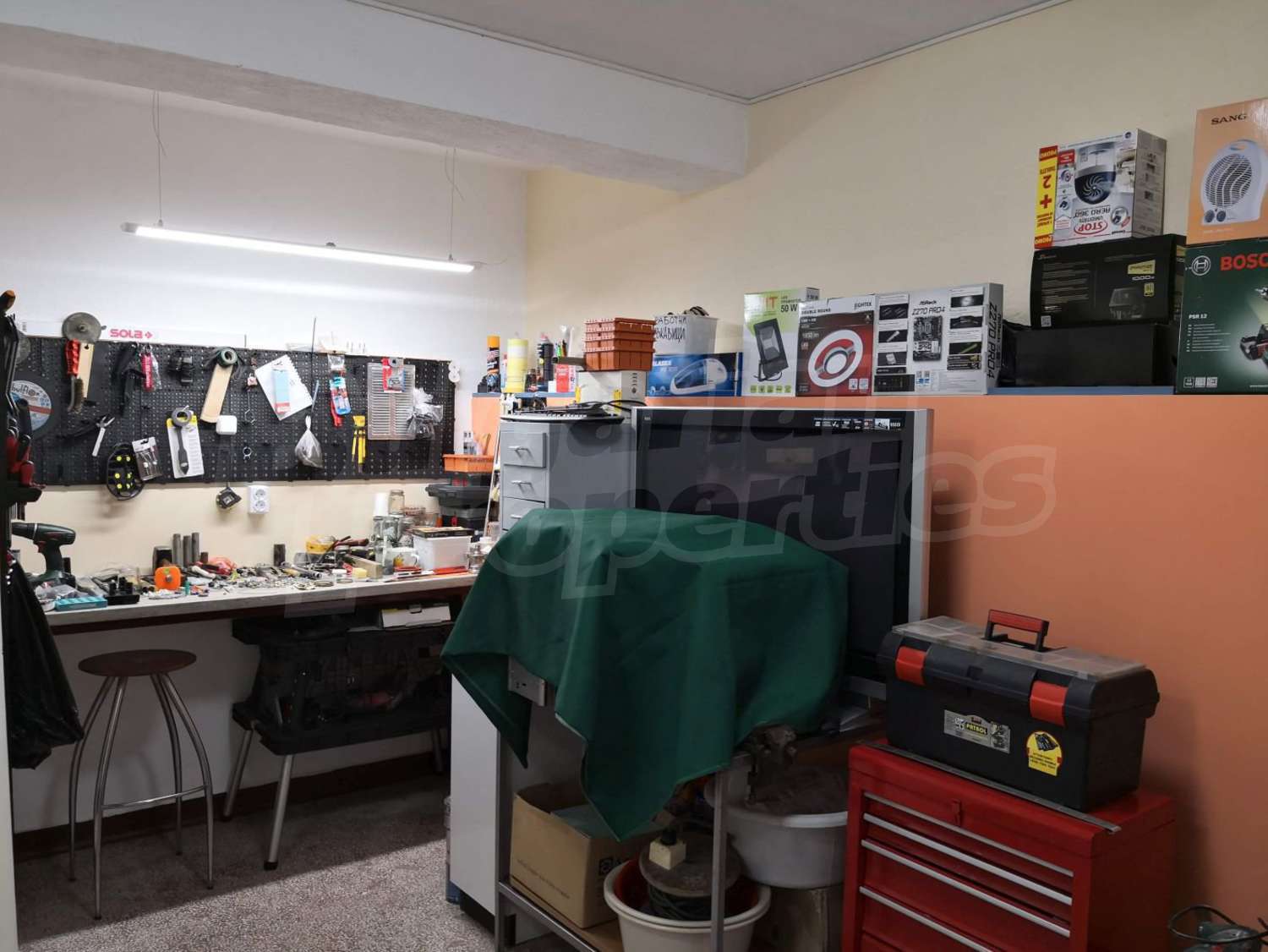 Gallery Picture 45