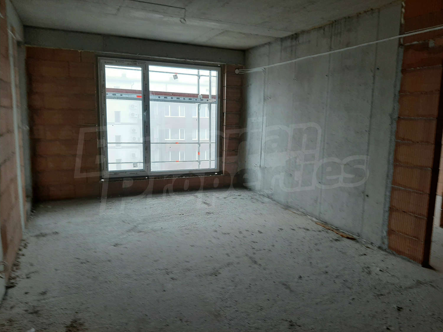 Gallery Picture 13
