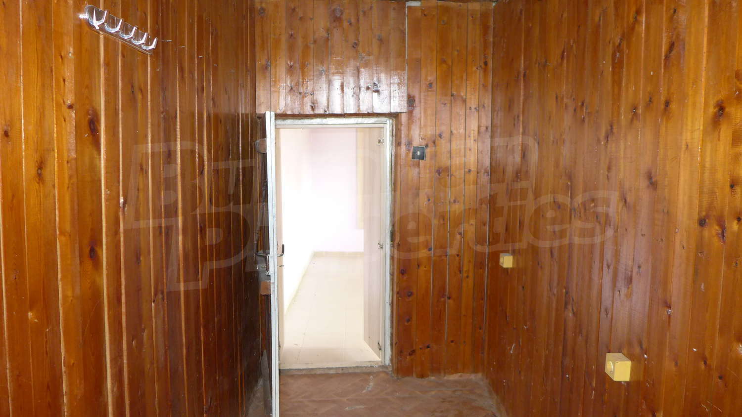 Gallery Picture 16