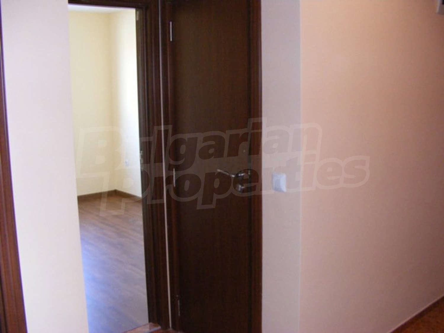 Gallery Picture 3
