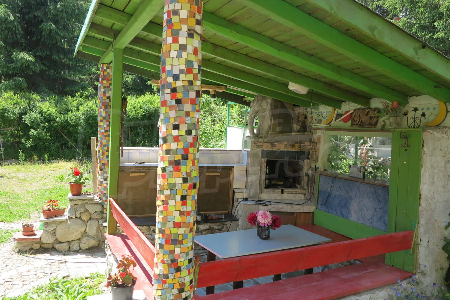 Gallery Picture 10