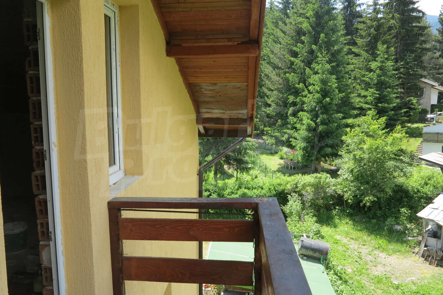 Gallery Picture 42