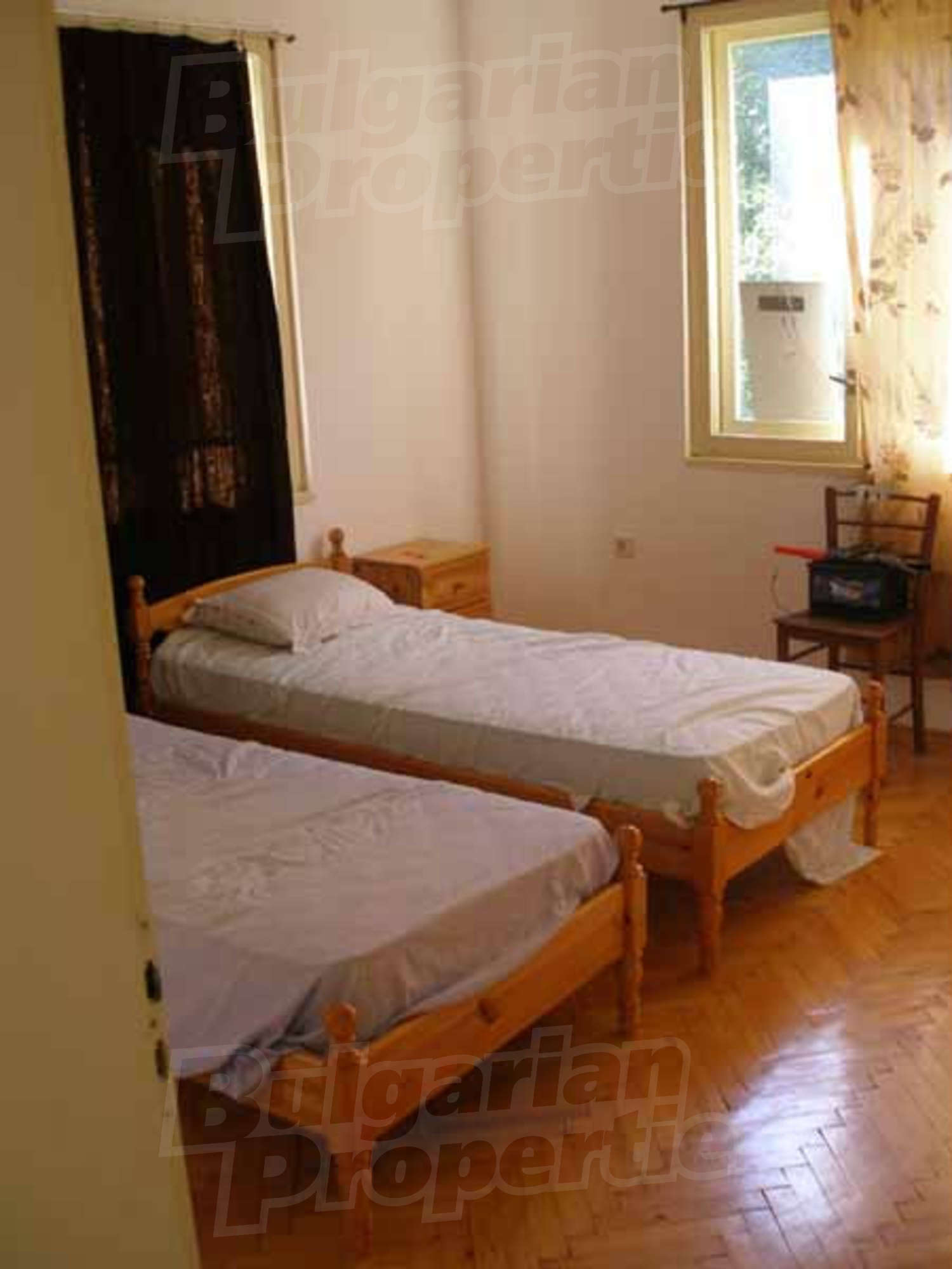 Gallery Picture 11