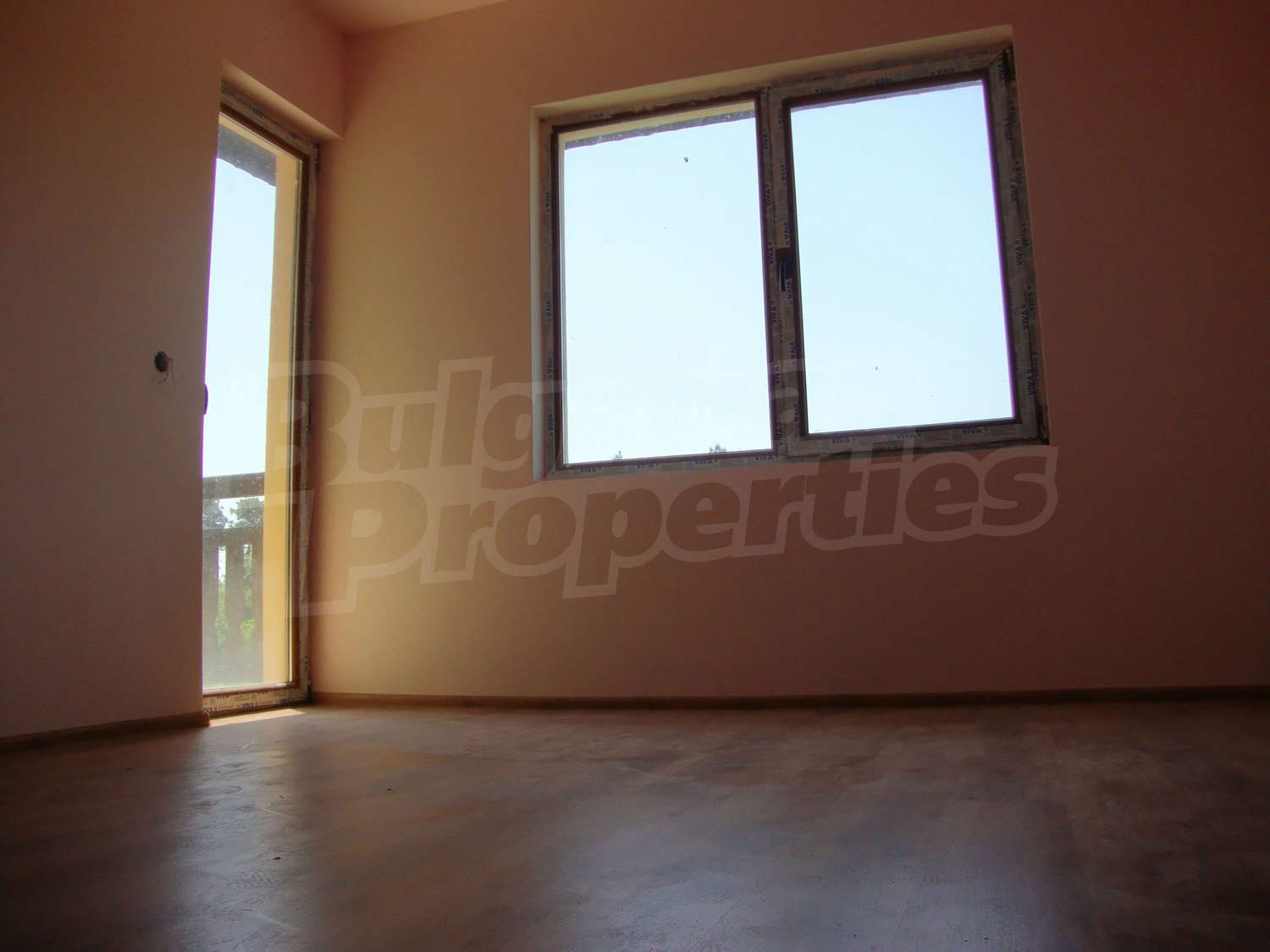 Gallery Picture 9