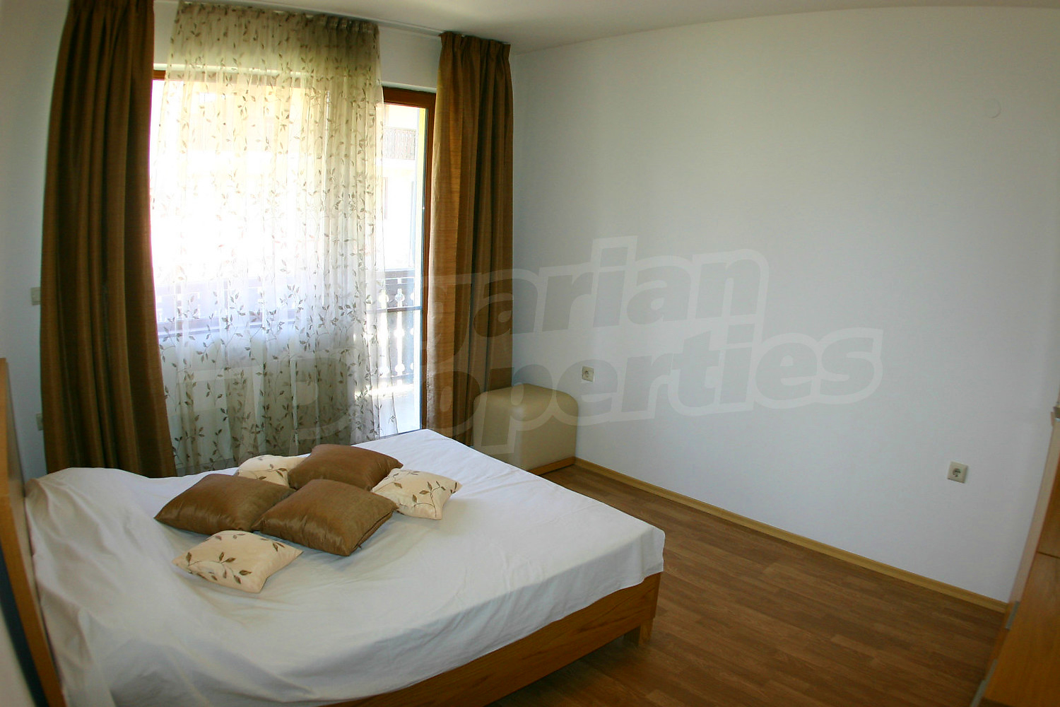 Gallery Picture 11