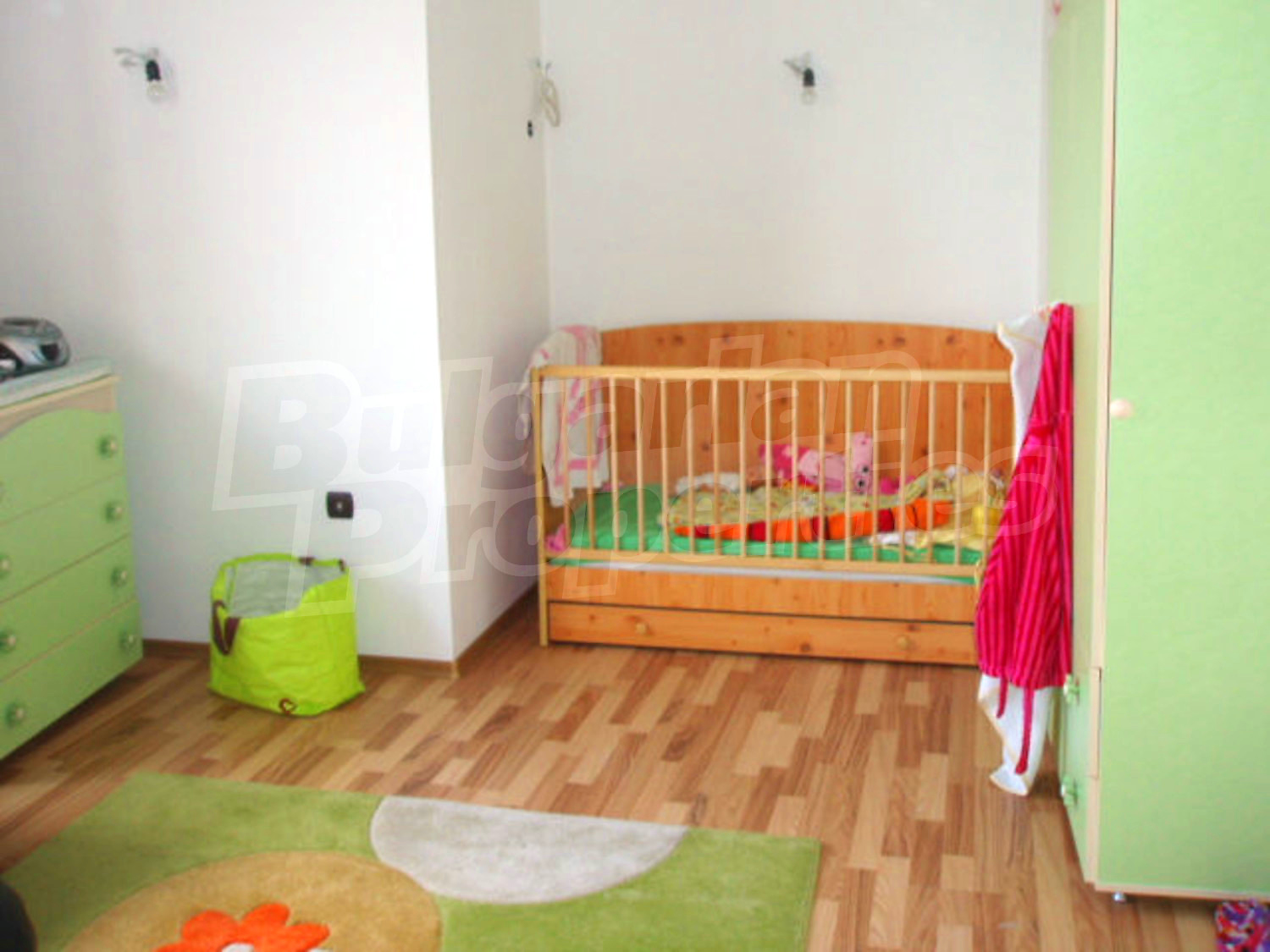 Gallery Picture 14