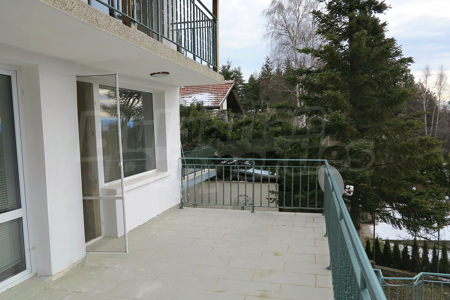 Gallery Picture 16