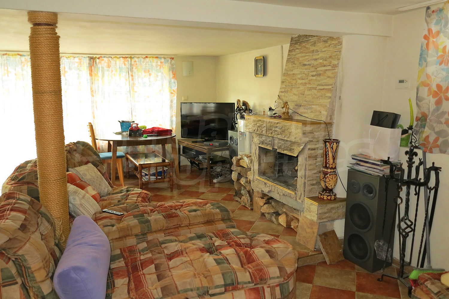 Gallery Picture 35