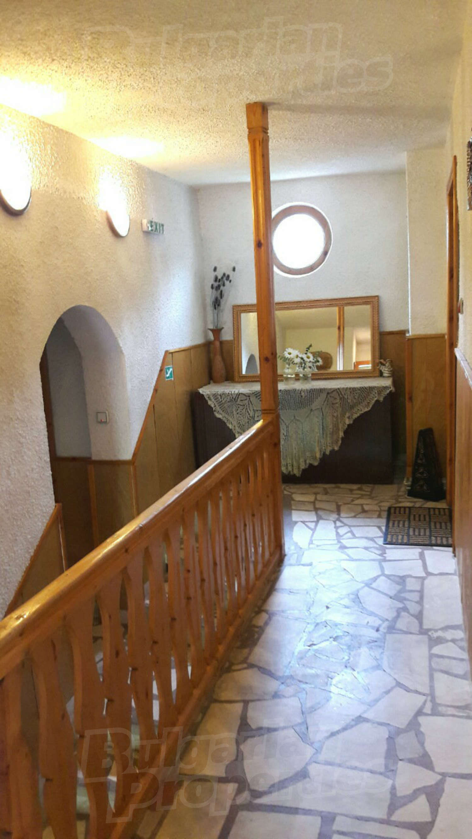 Gallery Picture 36