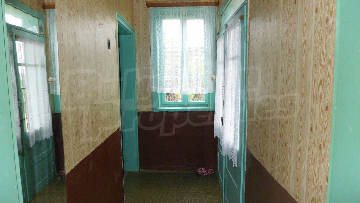 Gallery Picture 10