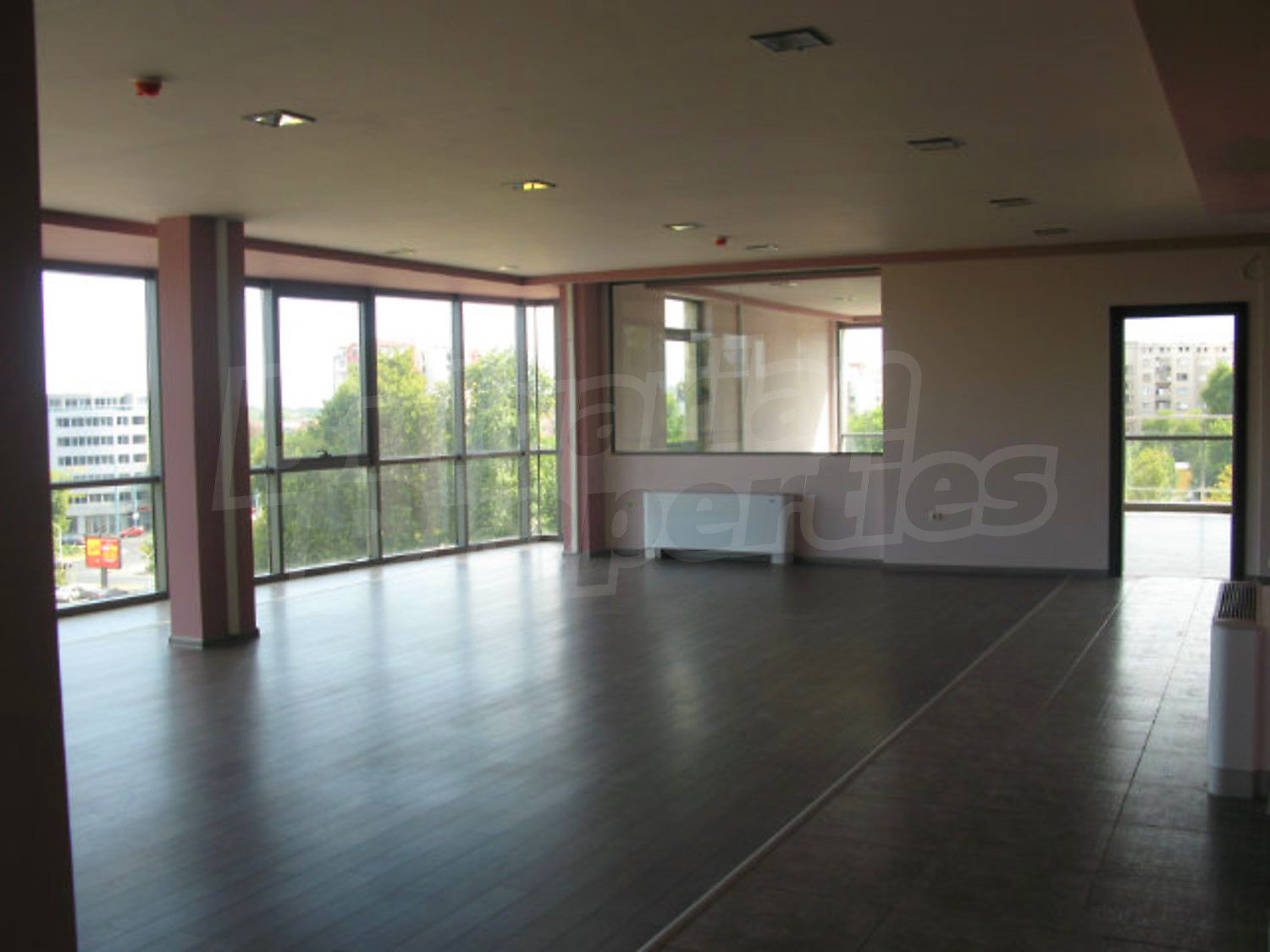 Gallery Picture 2