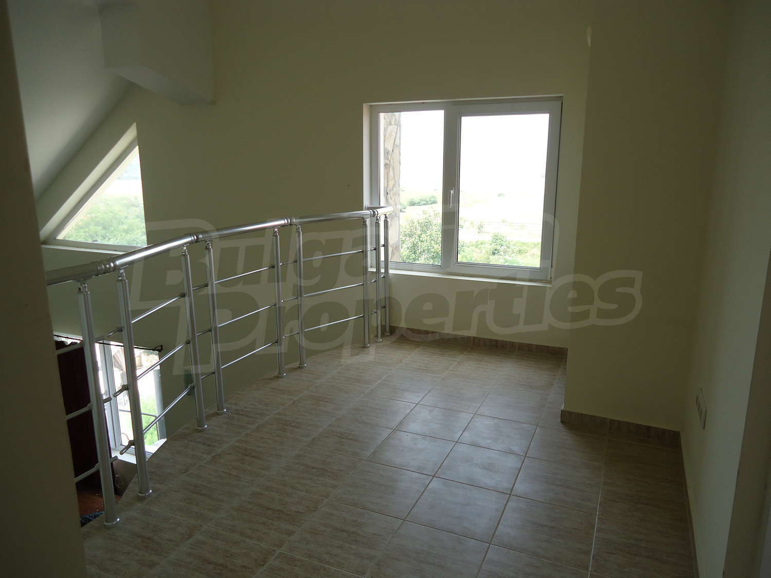 Gallery Picture 17