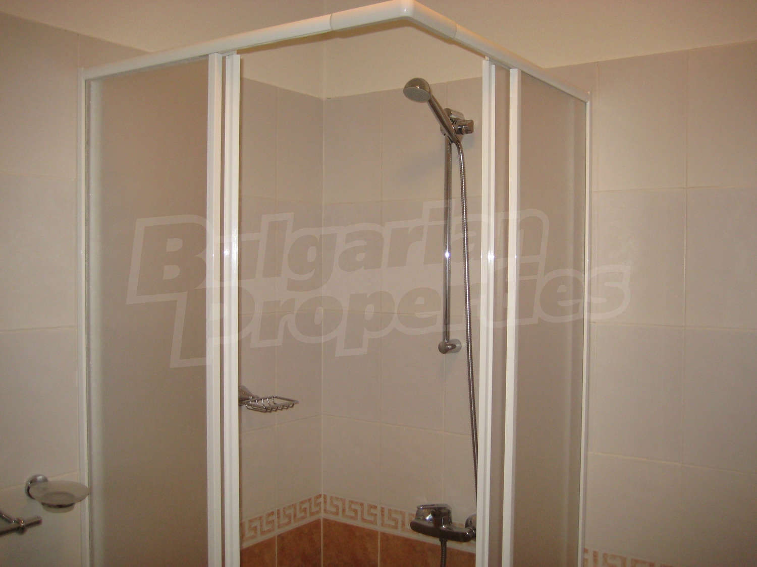 Gallery Picture 15