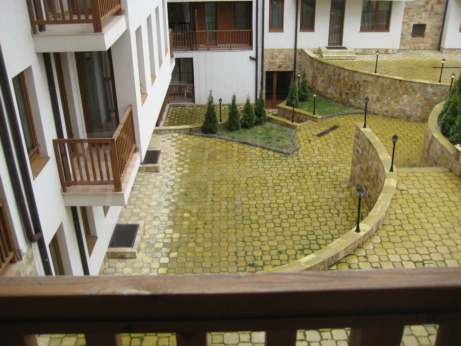 Gallery Picture 25