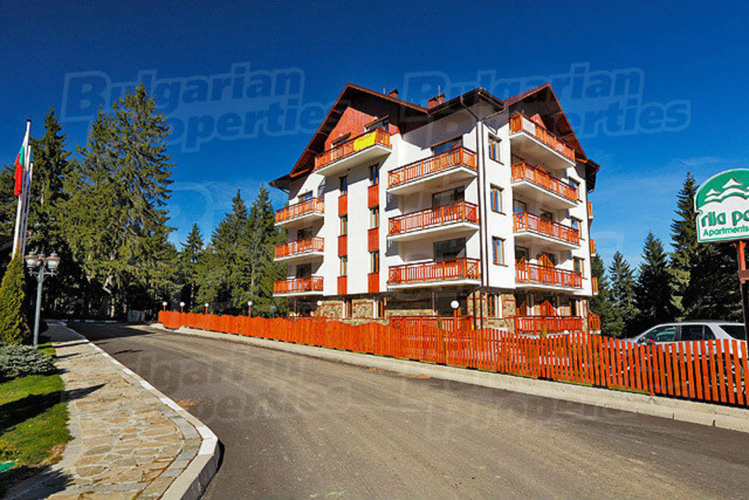 Gallery Picture 27