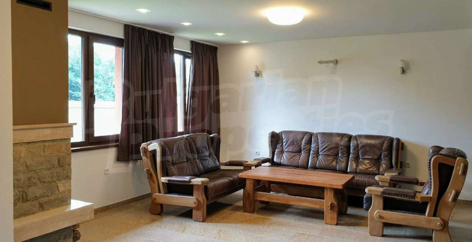 Gallery Picture 6
