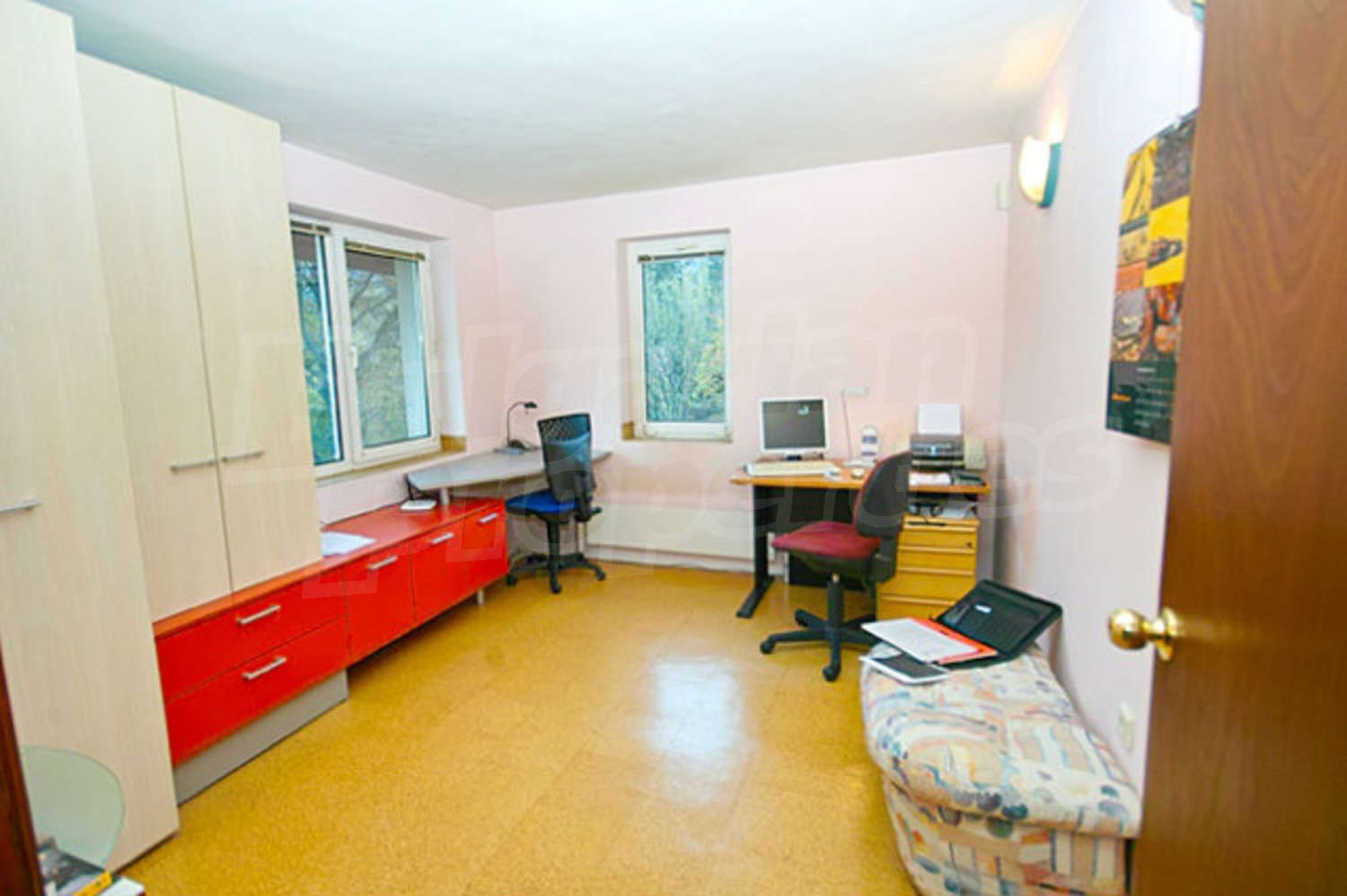 Gallery Picture 11