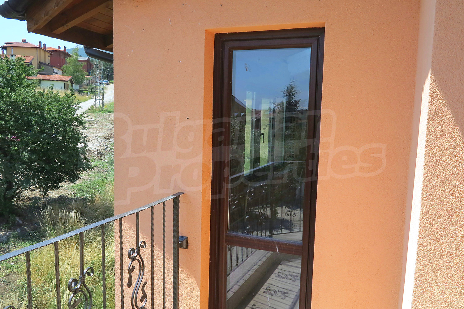 Gallery Picture 32