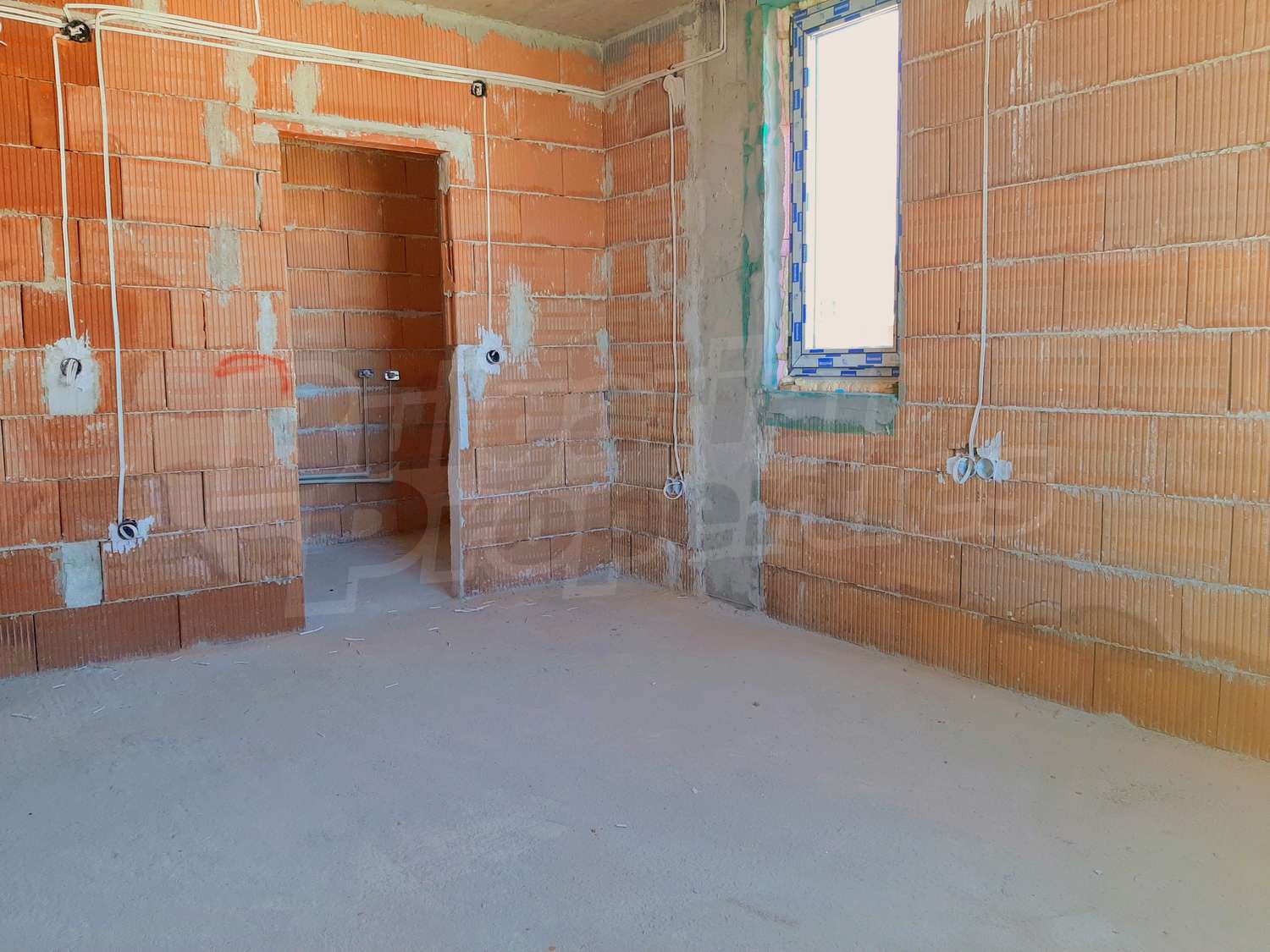 Gallery Picture 6