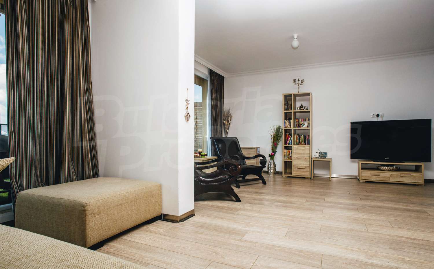 Gallery Picture 16