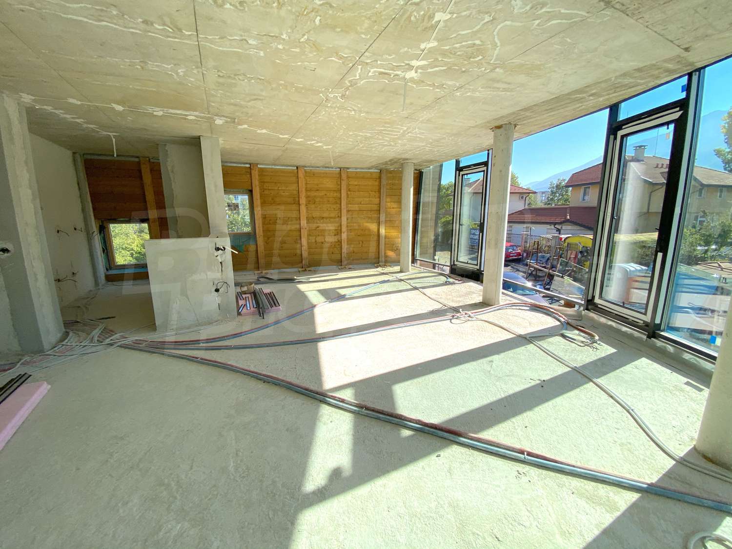 Gallery Picture 33